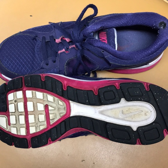 -Nike Dual Fusion 8.5 size - Picture 2 of 3
